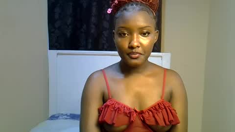 Snapshot of ebonybarbieee chatting on 06/21/26, 01:35 Barbie online show from 06/21/26, 01:35
