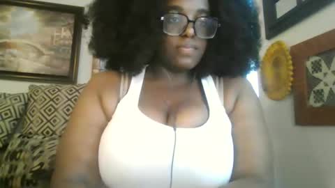 ebonybigtitqueen0 online show from 05/20/26, 10:16