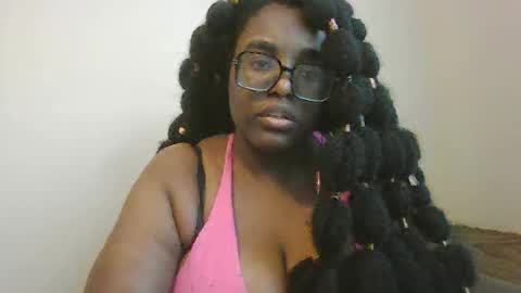 Snapshot of ebonybigtitqueen3 chatting on 11/03/25, 12:28 ebonybigtitqueen3 online show from 11/03/25, 12:28
