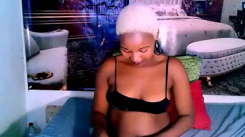 Tamia online show from 03/12/25, 09:44