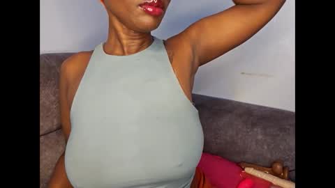 Ebony Melanie online show from 09/28/25, 10:04