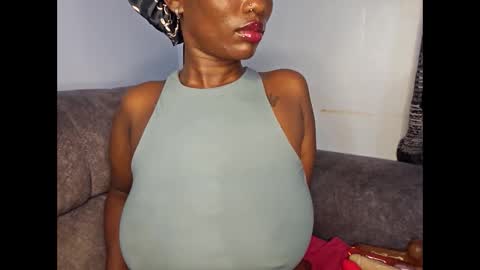 Ebony Melanie online show from 10/01/25, 12:05