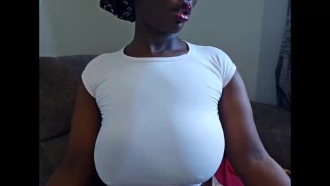 Ebony Melanie online show from 10/23/25, 11:31