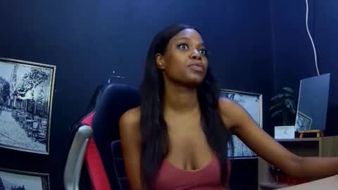 Snapshot of ebonydivaxx chatting on 09/17/25, 07:21 kimberley online show from 09/17/25, 07:21
