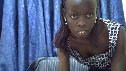 ebonydol2 online show from 03/10/25, 08:48