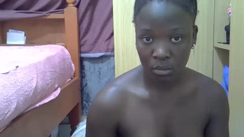 Snapshot of ebonydora chatting on 12/02/25, 09:58 ebonydora online show from 12/02/25, 09:58