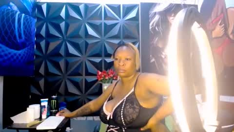 ebonyfancyfacexxx online show from 11/11/25, 08:09