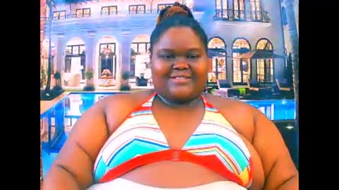 ebonyhotbuns4u2luv online show from 04/27/26, 05:16