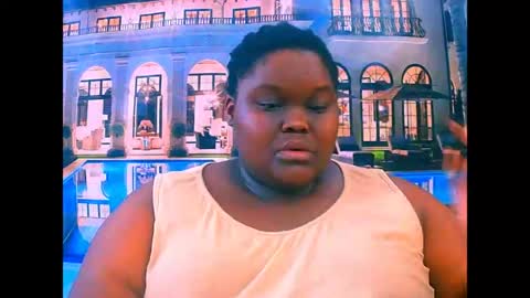 Snapshot of ebonyhotbuns4u2luv chatting on 06/16/26, 09:06 ebonyhotbuns4u2luv online show from 06/16/26, 09:06