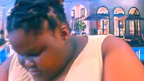 Snapshot of ebonyhotbuns4u2luv chatting on 06/29/26, 06:08 ebonyhotbuns4u2luv online show from 06/29/26, 06:08