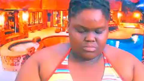 Snapshot of ebonyhotbuns4u2luv chatting on 07/09/26, 09:13 ebonyhotbuns4u2luv online show from 07/09/26, 09:13