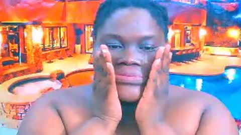 Snapshot of ebonyhotbuns4u2luv chatting on 07/11/26, 09:45 ebonyhotbuns4u2luv online show from 07/11/26, 09:45