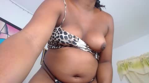 Snapshot of ebonyjdore chatting on 12/21/24, 07:13 rosmary online show from 12/21/24, 07:13