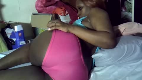 ebonykiki online show from 06/18/26, 08:14