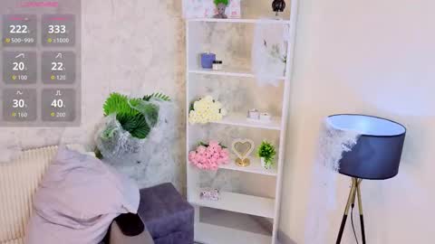 Snapshot of ebonyleibenstein chatting on 10/30/25, 03:19 Milly online show from 10/30/25, 03:19