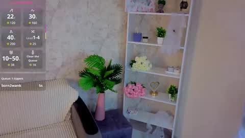 Snapshot of ebonyleibenstein chatting on 11/15/25, 03:15 Milly online show from 11/15/25, 03:15