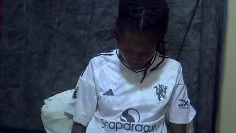 Snapshot of ebonylove254 chatting on 09/21/25, 07:15 Liz online show from 09/21/25, 07:15