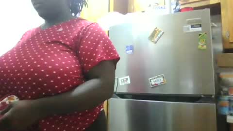 Snapshot of ebonymistressnubian chatting on 01/31/25, 07:08 MistressNubian1 online show from 01/31/25, 07:08