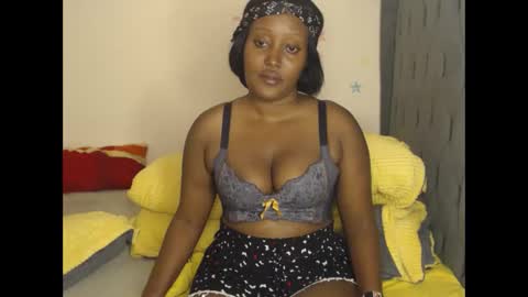 Snapshot of ebonyshiks chatting on 11/30/25, 04:38 ebonyshiks online show from 11/30/25, 04:38