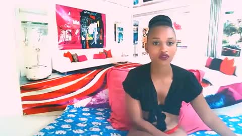 Candy online show from 02/17/25, 06:26