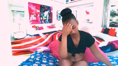 Candy online show from 02/18/25, 12:37