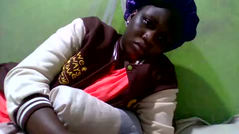 Snapshot of ebonytoto_ chatting on 10/13/25, 02:22 Toto online show from 10/13/25, 02:22