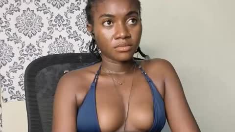 Snapshot of ebonyx_kokox chatting on 10/13/25, 05:35 ebonyx_kokox online show from 10/13/25, 05:35