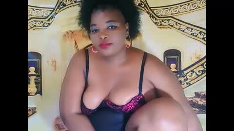 Snapshot of ebonyyummy chatting on 10/29/25, 05:36 CoCo online show from 10/29/25, 05:36