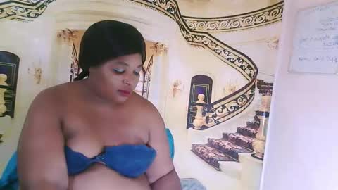 Snapshot of ebonyyummy chatting on 11/12/25, 06:41 CoCo online show from 11/12/25, 06:41