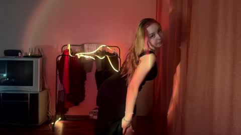 April online show from 02/09/26, 09:30