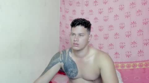 Snapshot of eclipseandflame chatting on 11/05/25, 02:28 online show from 11/05/25, 02:28