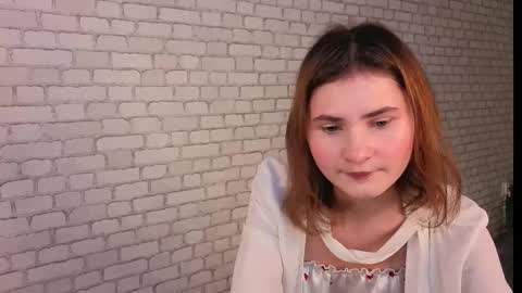 Snapshot of eclipseempress chatting on 10/10/25, 01:54 Monica online show from 10/10/25, 01:54