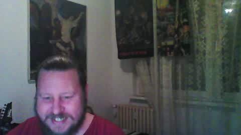 Snapshot of eda666 chatting on 01/13/25, 06:38 Edward online show from 01/13/25, 06:38