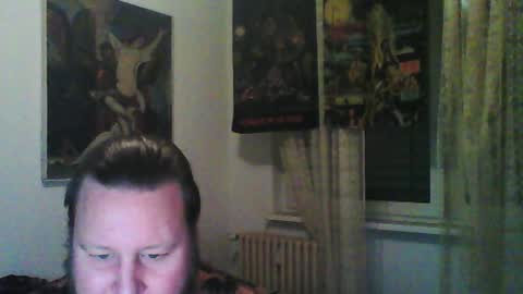 Snapshot of eda666 chatting on 01/26/25, 06:37 Edward online show from 01/26/25, 06:37