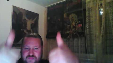 Snapshot of eda666 chatting on 09/27/25, 06:13 Edward online show from 09/27/25, 06:13