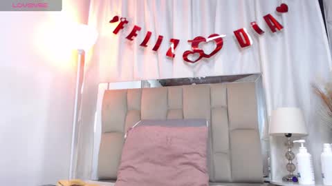 Snapshot of eda_bonne chatting on 02/14/25, 06:40 Edda online show from 02/14/25, 06:40