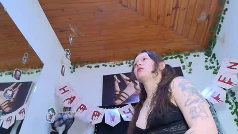 Snapshot of eda_bonne chatting on 10/27/25, 12:20 Edda online show from 10/27/25, 12:20