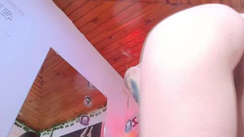 Snapshot of eda_bonne chatting on 11/01/25, 12:40 Edda online show from 11/01/25, 12:40