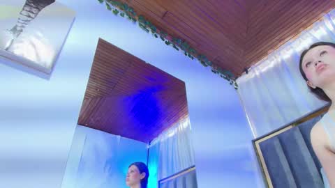 Snapshot of eda_bonne chatting on 11/25/25, 12:27 Edda online show from 11/25/25, 12:27