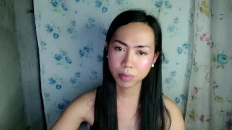 eddfox001 online show from 04/12/26, 01:16