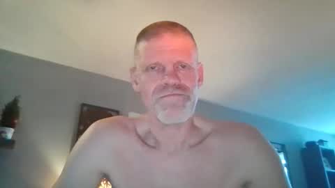 eddie4767 online show from 02/11/26, 03:17