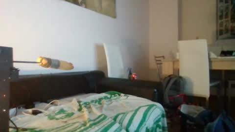 Snapshot of eder1988 chatting on 11/30/25, 10:03 eder1988 online show from 11/30/25, 10:03