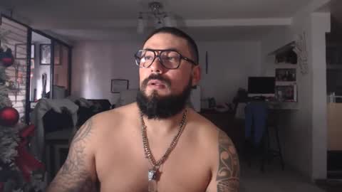 Snapshot of edgarram83 chatting on 12/27/24, 11:21 edgarram83 online show from 12/27/24, 11:21