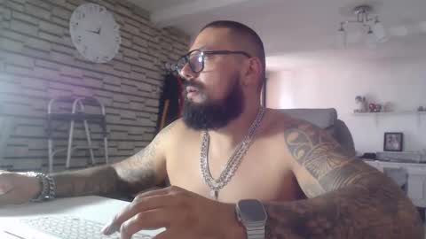 Snapshot of edgarram83 chatting on 10/29/25, 06:42 edgarram83 online show from 10/29/25, 06:42