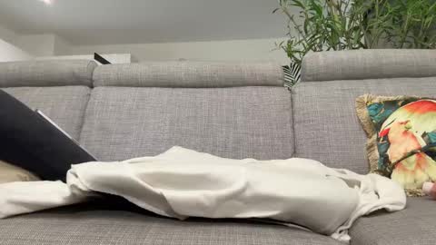 Snapshot of edge_guy chatting on 02/22/25, 08:42 edge_guy online show from 02/22/25, 08:42