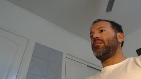 Snapshot of edge_masters chatting on 02/22/25, 12:38 EdgeM online show from 02/22/25, 12:38