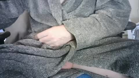 Snapshot of edged_biker chatting on 02/19/25, 08:44 edged biker online show from 02/19/25, 08:44