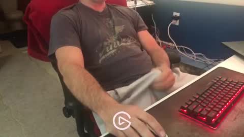 Snapshot of edgemeallnight chatting on 02/01/25, 05:47 edgemeallnight online show from 02/01/25, 05:47