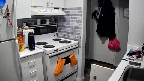 Angel online show from 03/04/26, 05:30