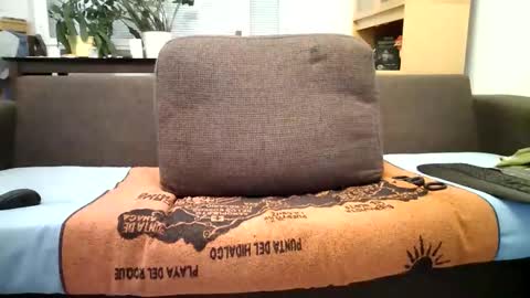 Snapshot of edgeplayer91 chatting on 12/02/25, 04:35 edgeplayer91 online show from 12/02/25, 04:35